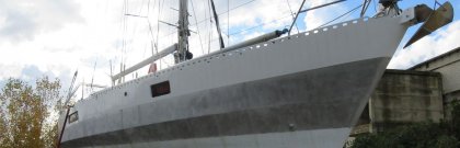 Waar is mijn waterslang op de Ovni 45